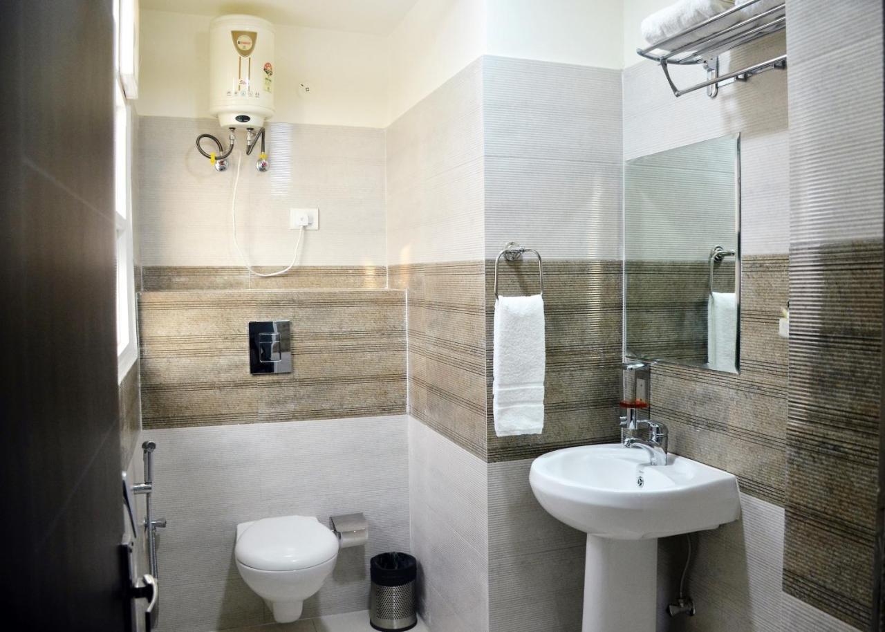 Hotel Istana Inn - A Luxury Stay Jaipur Buitenkant foto
